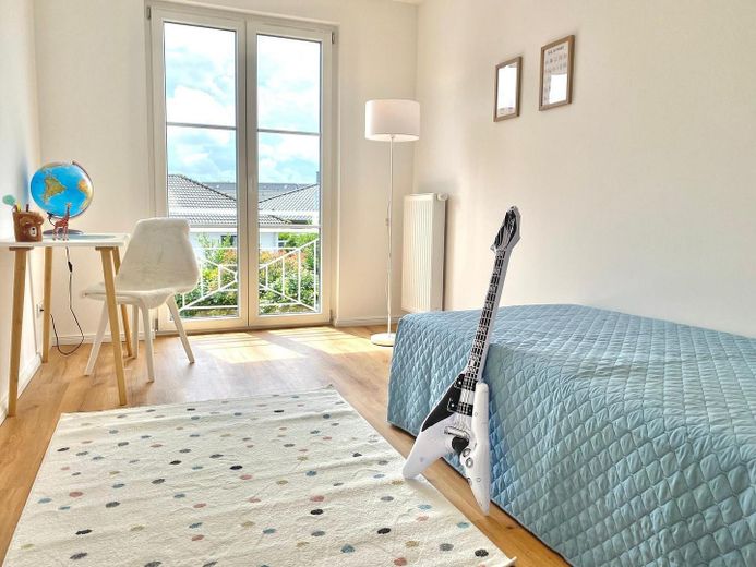 Acogedora casa adosada de 4 habitaciones con terraza y garaje en Kassel-Kirchditmold – Kinderzimmer
