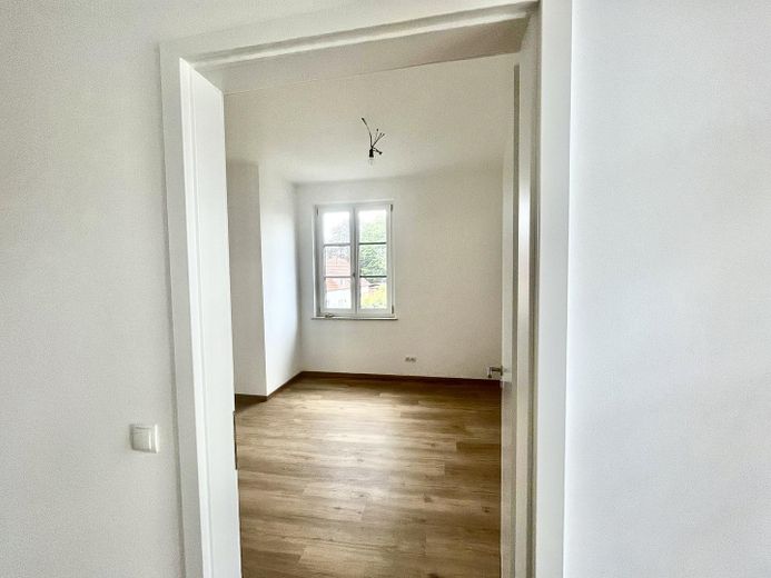 Moderne 3-Zimmer-Wohnung in Ismaning – ideal für Paare, Wohngemeinschaften oder Familien – Schlafen