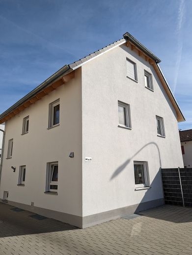 Einfamilienhaus nähe Saturnarena – Haus