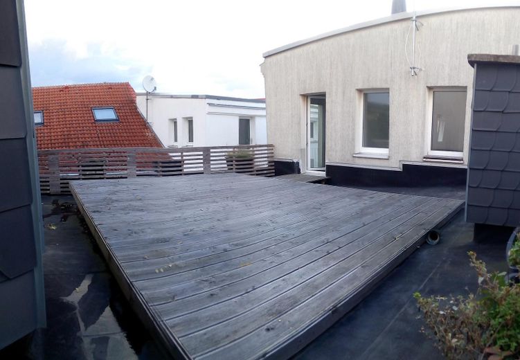 Loft-Wohnung mit großer Dachterrasse | Zentral in Wilsdruff / Dresden |  93qm – Dachterrasse