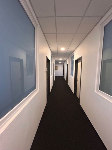 Büro 6