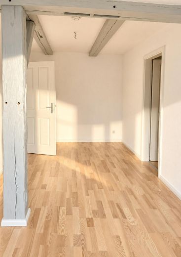 Charmante Maisonettewohnung über zwei Ebenen mit besonderem Altbauflair – Foto 21