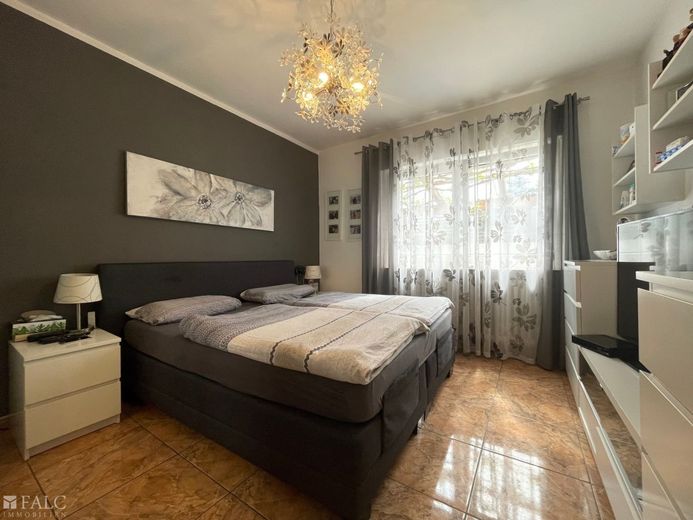 Schlafzimmer 2 EG