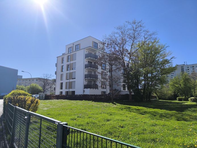 PENTHOUSE Frankfurt, direkt am MAIN, nähe Uniklinik, TG, Skylineblick, Provisionsfrei, Möbliert – Foto 42