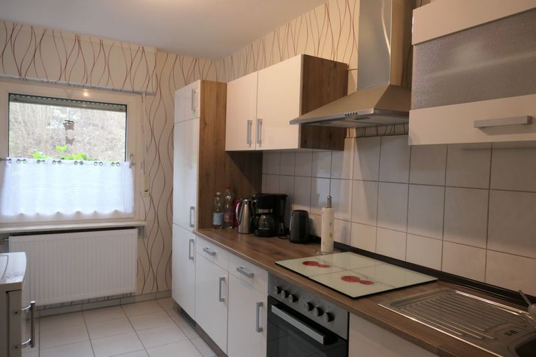 Doppelter Wohntraum auf einem Grundstück - Zwei Häuser, ein Zuhause! – Küche Haupthaus