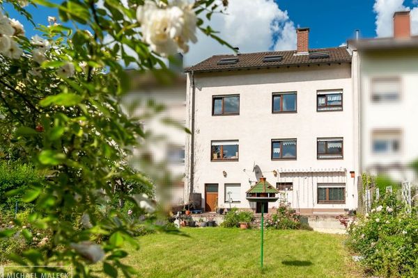 Familienfreundliches Haus mit Balkonen, Garten und Weitblick – ruhige Lage in Hemsbach