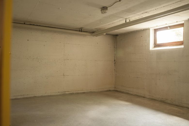 Erstbezug nach Sanierung: Helle 97 m² Wohnung mit Südbalkon, Garten, Kellerraum und Garage – फोटो 29