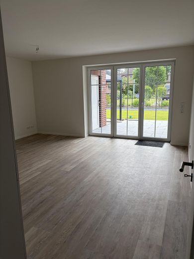 Vom Eigentümer Neubau ohne Courtage 3 Zimmer 87,7qm, Terrasse, Gartenteil + Nutzfläche, Brackel – Foto 4