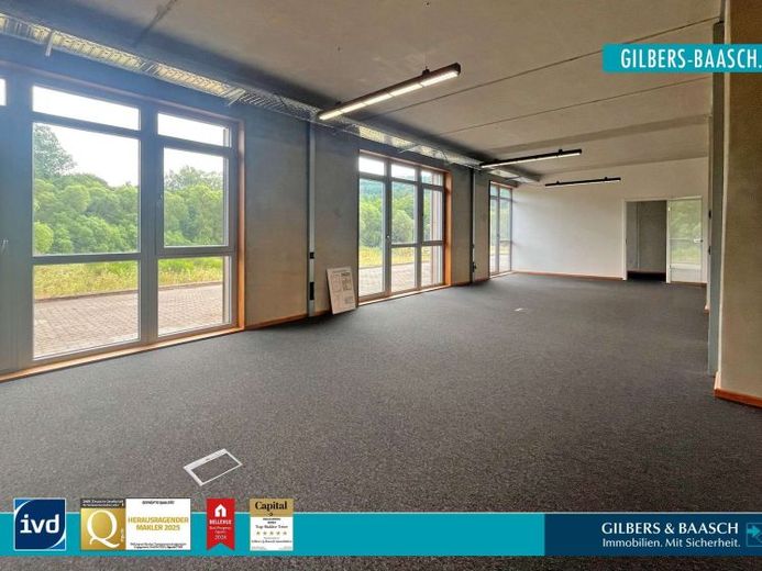 Attractive office space in the basement – barrier-free and flexibly usable – Foto 1
