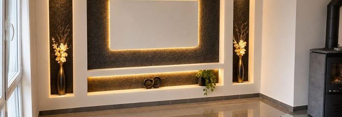 Zukunftssicheres Familiendomizil:  mit Kamin in zentraler Top-Lage! – TV-Wand
