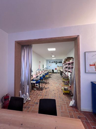 Торгове приміщення Ehrenfeld – Ladenbereich