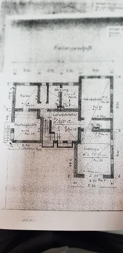 Bauplatz für ein Doppelstadthaus mit jeweils 295 qm Wfl.,Bestandsgebäude mit Bunker und Garage. – Kellergeschoss