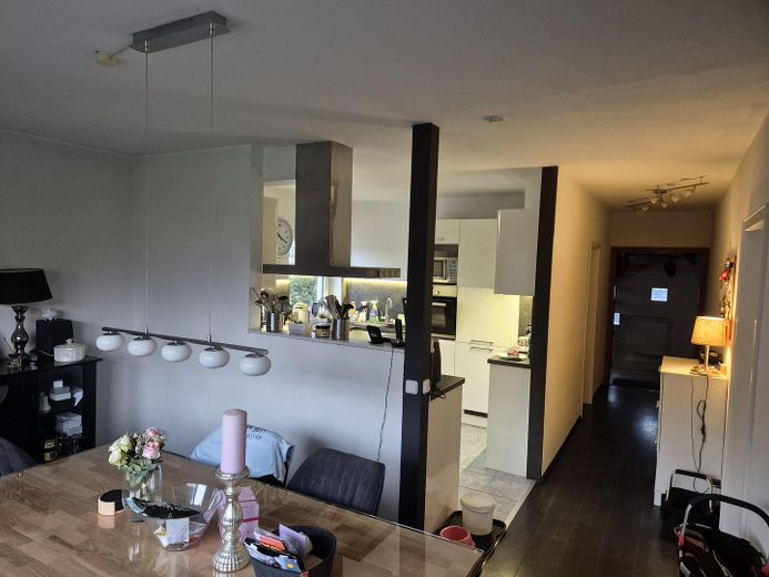 Esszimmer-Küche-Flur