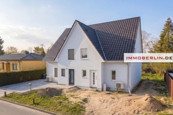 IMMOBERLIN.DE - Moderner Rohbau mit Westgarten & Gestaltungspotenzial in familienfreundlicher Lage