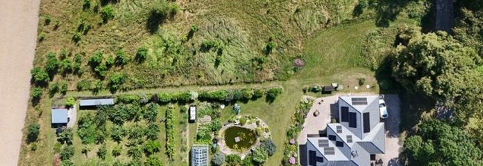 Na sprzedaż wspaniała działka budowlana z zachwycającym widokiem na zieleń + dobrą infrastrukturą. Kühnel Immobilien