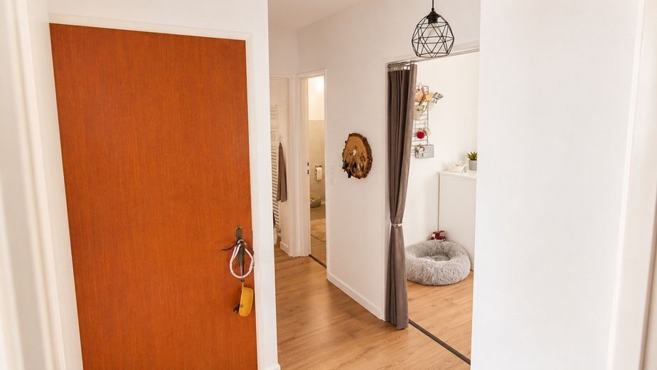 Casa para 2 familias en una zona tranquila – Foto 4