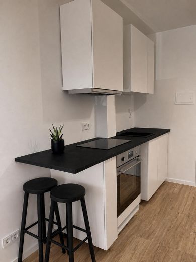 Apartment mit Balkon ins Grüne – Foto 3
