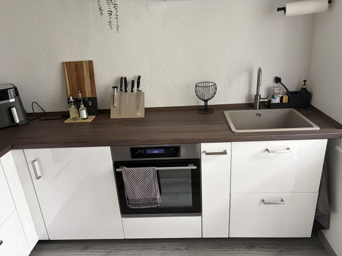 Nordviertel, schöne 68m²-Wohnung im 1.OG, saniert – Küche Übernahme möglich