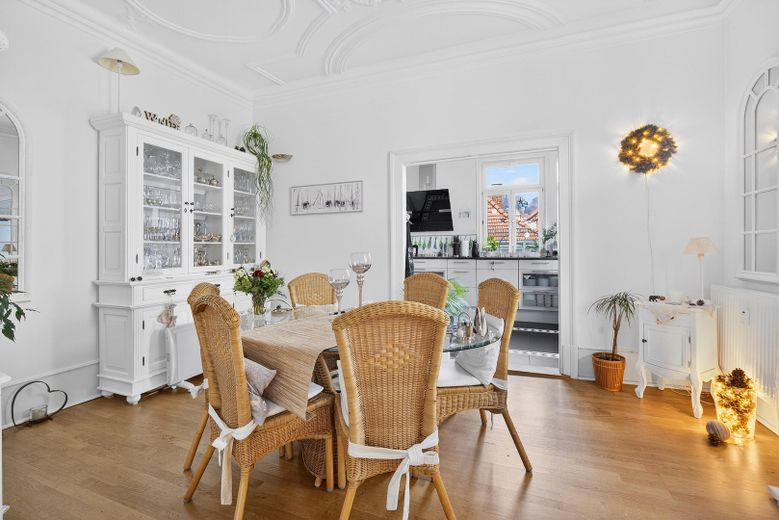 Stilvoll wohnen in der Esslinger Altstadt - 4,0 Zimmer Wohnung (provisionsfrei & leerstehend) – Esszimmer