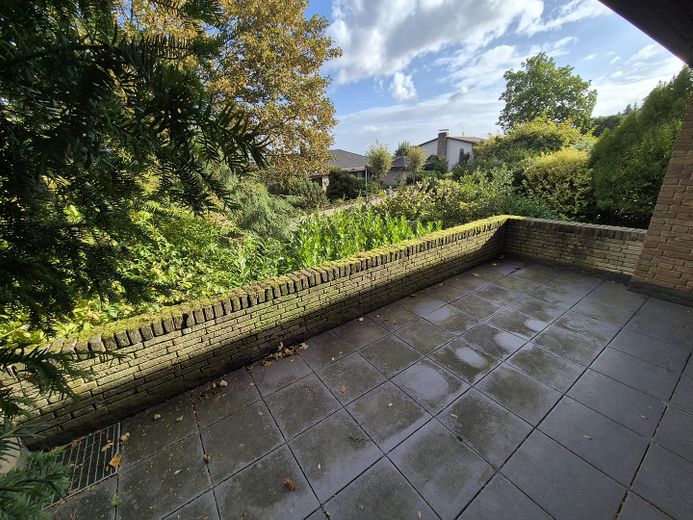 Maison d’architecte représentative dans un emplacement privilégié de Bad Nenndorf – Balkon