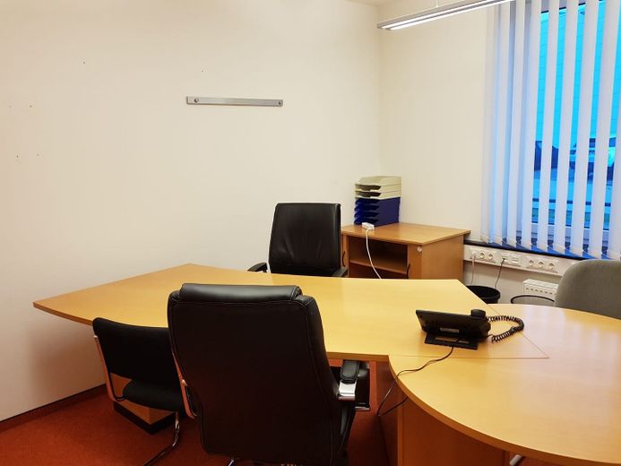 Oficina en alquiler en Brinkum – Büroraum 