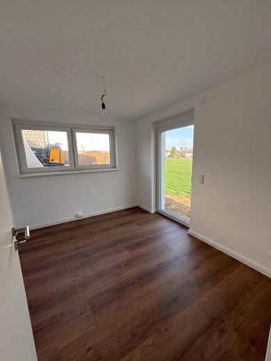 3,5 Zimmer Wohnung - Erstbezug nach energetischer Kernsanierung – Schlafzimmer