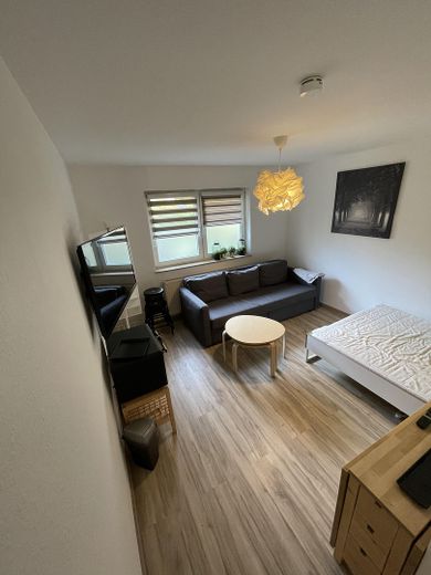 z.B.. Bilder einer anderen Woh