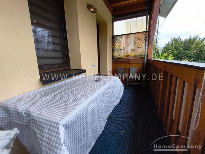 27794 HomeCompany شقة مفروشة بغرفتين مع شرفة في لايبزيغ- مارككليبرغ، بحد أقصى 4 أشخاص – 0f0e4b8f79a44f6d58e34d95238925d40848515a.jpg