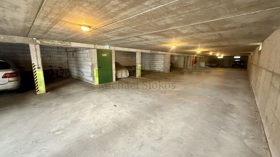 ** Gemütliche 2-ZKB-Dachgeschosswohnung mit Stellplätzen in Mannheim-Schönau ** – Tiefgarage