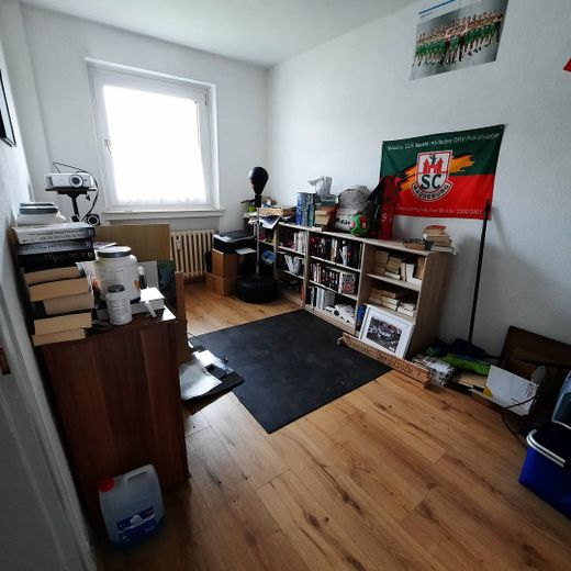 Hermoso y tranquilo piso de 3 habitaciones con balcón en Afferde – 2. Schlafzimmer