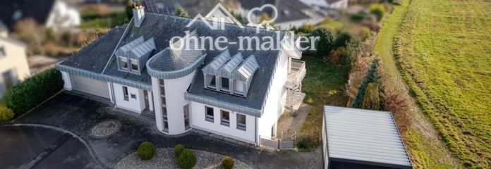 Moderne & helle Einliegerwohnung | schönes Ambiente | separater Eingang | große Terrasse | Carport