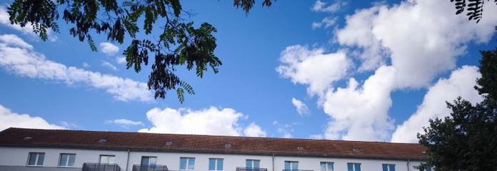 Erdgeschosswohnung im voll sanierten Wohnblock- mit Stellplatzmöglichkeit!