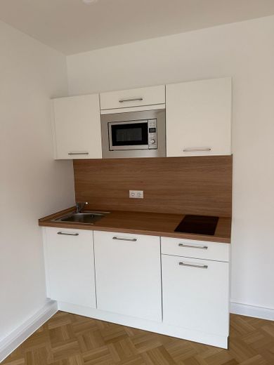 Möbliertes 1-Zimmer Appartement in Erlanger nähe Bohlenplatz - Erstbezug nach Kernsanierung – Küchenzeile