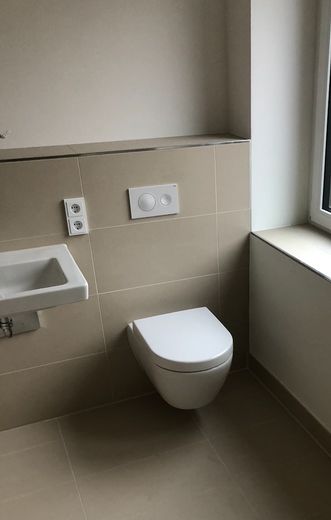 Appartement 4 pièces haut de gamme au Kastanien Hof à Alt-Osdorf – Badezimmer 2