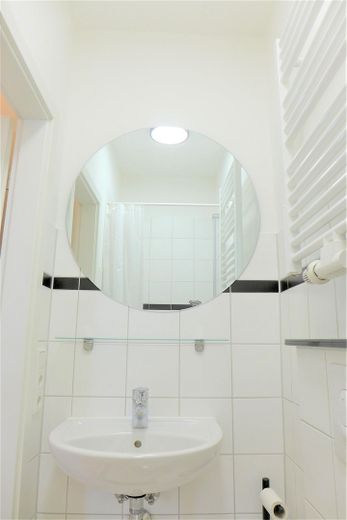1-Zi-Apartment mit Balkon Gärten v.Veste – Bad