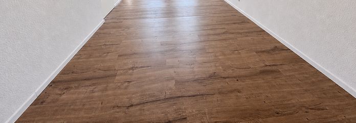 3 Zimmer Wohnung mit eigenem Garten - Erstbezug nach Renovierung