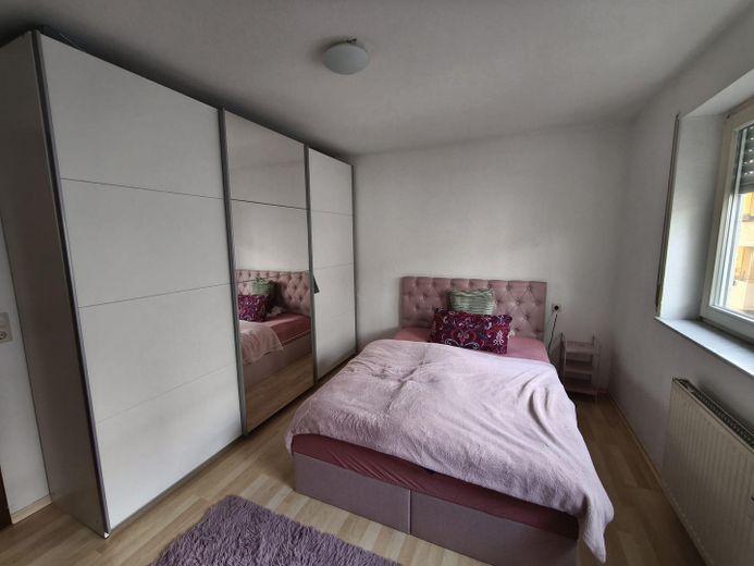 Mieszkanie 3-pokojowe w Stuttgart-Süd – Schlafzimmer