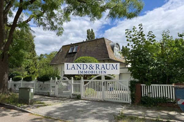 Charmantes Einfamilienhaus in Zehlendorf Süd-West/ Sofortbezug möglich