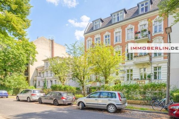 IMMOBERLIN.DE - Exquisite Stuck-Altbauwohnung mit Südbalkon nahe Schlosspark