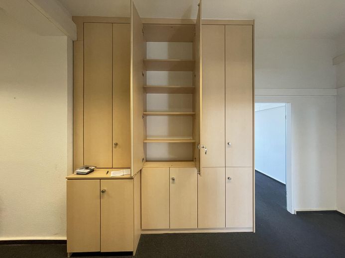 Einbauschrank/Flur 3