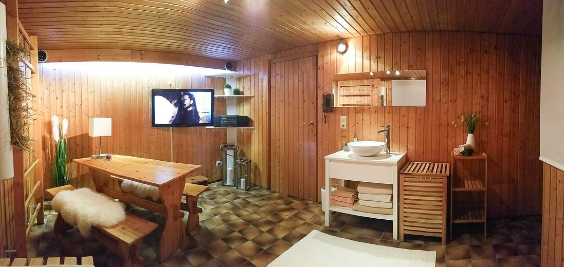 Traumhaus mit Pool & Sauna – Ihr Familienidyll in Stuttgart-Steinhaldenfeld – Saunabereich im Keller