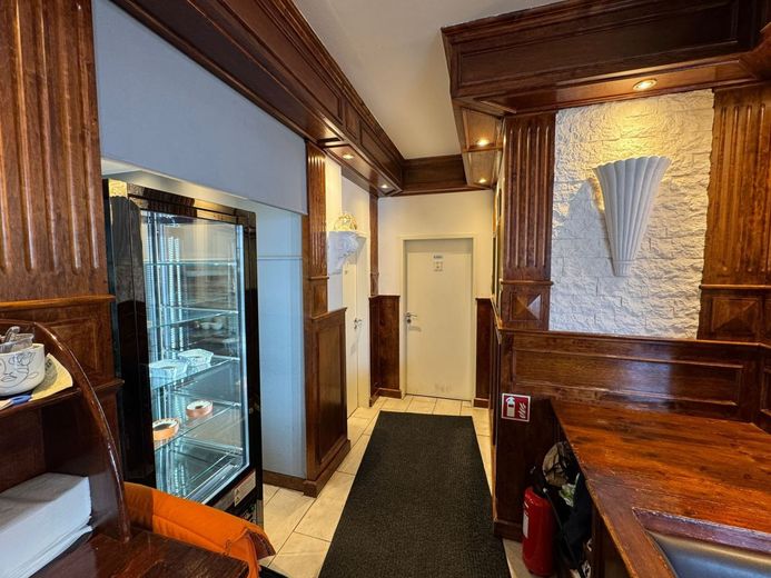 Türkisches Holzkohle Restaurant mit Ausbaumöglichkeiten  in Hamburg Jenfeld – Gang Wc