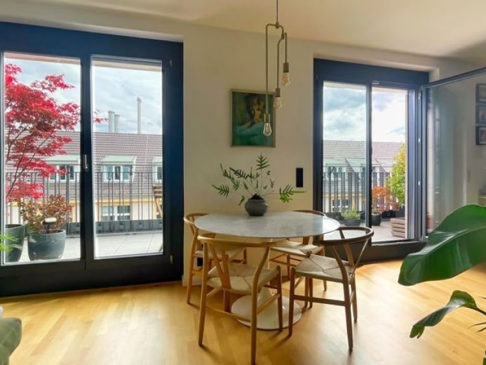 Hochwertige Dachterrassen-Wohnung, Blick auf den Fernsehturm – Foto 1