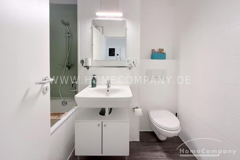 28054 HomeCompany Dresda Appartamento arredato con 2 locali e balcone nella Città Vecchia di Dresda max. 4 persone – 5fa65edd4b024e954c87b3f4d67b79fed1929bbf.jpg