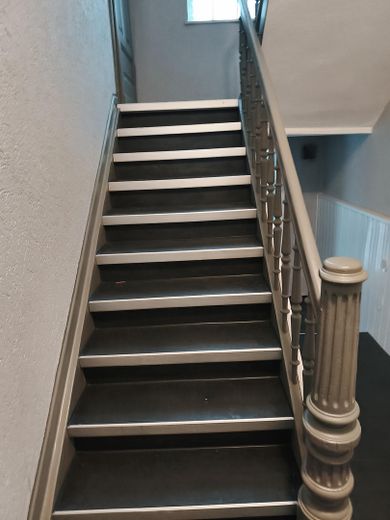 Accogliente appartamento di 2 locali – Hausflur