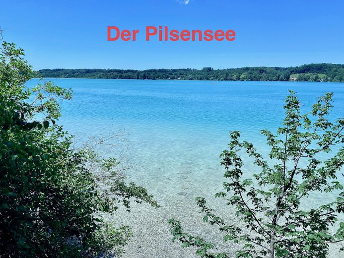 helle, großzügige Wohnung mit Weitblick fußläufig zum Pilsensee – Pilsensee