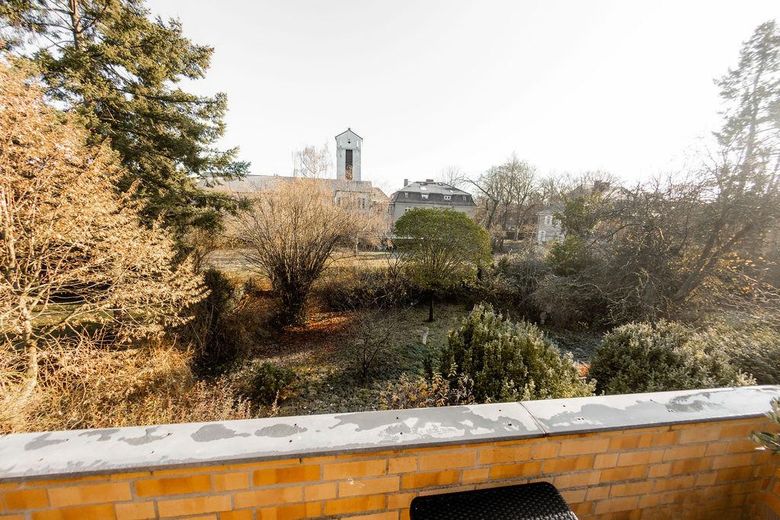 Balkon mit Blick ins Grüne