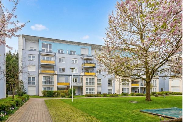 MIESZKANIE Z SZEROKIM WIDOKIEM – STYLOWE, ZMODERNIZOWANE I BLISKO CENTRUM W RHEINFELDEN