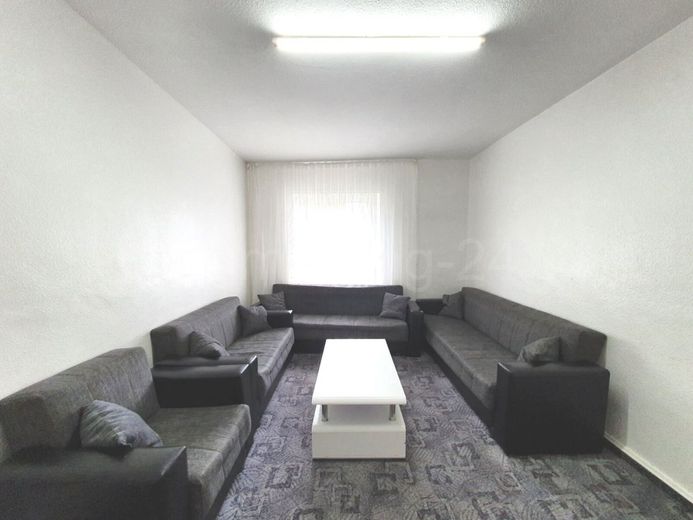 WOHNZIMMER 2