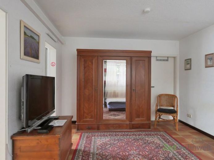 (EF1350_M) Kassel-Stadt: Brasselsberg, möbliertes Apartment für Wochenendheimfahrer, sep. Eingang, Grundreinigung inkl – Foto 1
